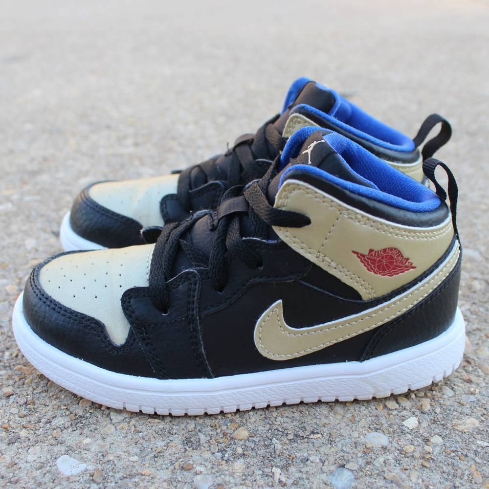 Nike Boys Air Jordan 1 Mid Sneakers Black/Metallic Gold Sz 9C